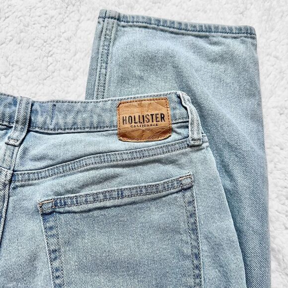 Hollister Low-Rise 90’s Vintage Straight Jeans - Picture 3 of 4